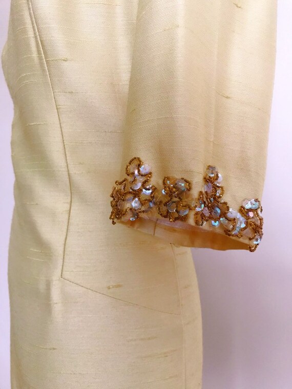 Vintage formal yellow dress with paillettes - image 7