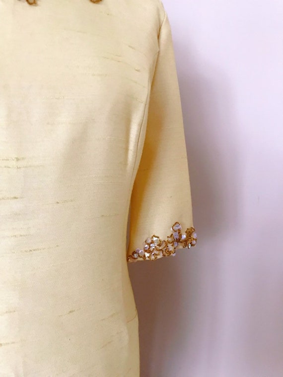 Vintage formal yellow dress with paillettes - image 8