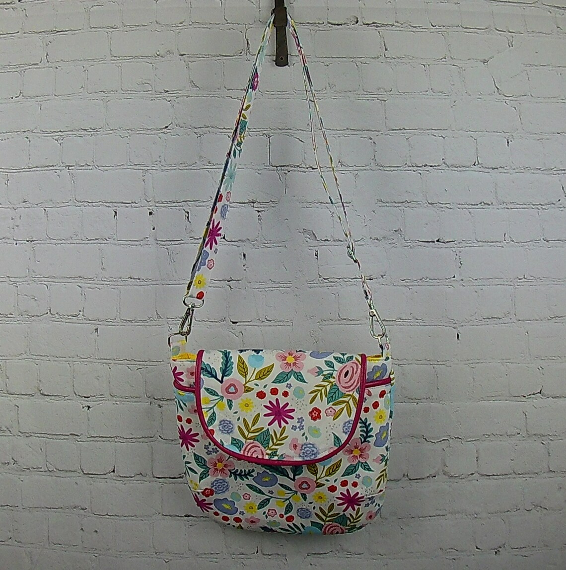 Crossbody Purse 9 Inches Tall X 9 Inches Wide With 54 Inch Etsy