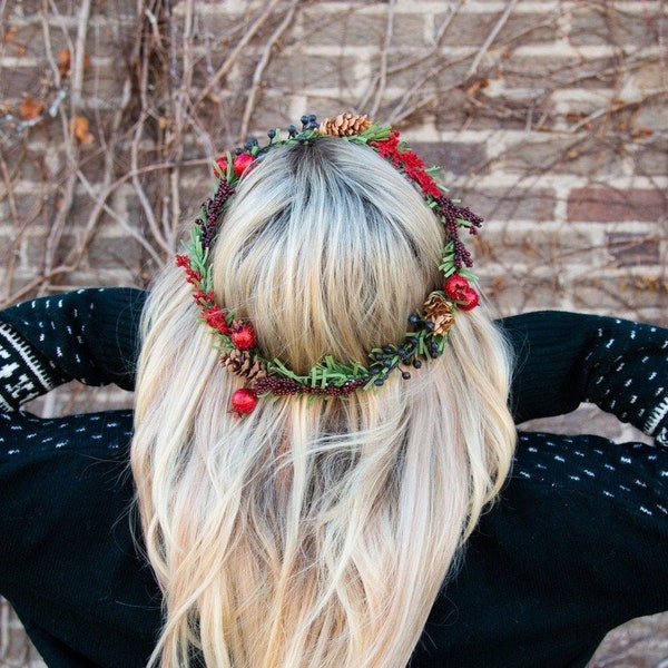 Christmas Wreath Crown, Artificial Flower Crown, Christmas Berry Head Crown, Holiday Crown, Head Wreath, Holiday Artificial Pine Cone Crown