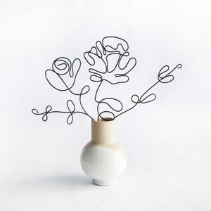 Black Metal Rose Art, Wire Flower Bouquet, Metal Wire Flowers, Modern Decor, 3D Wire Bouquet, Handmade Abstract Flower Wire Art
