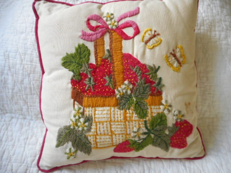 Vintage Avon 13 Crewel Embroidery Pillow Etsy