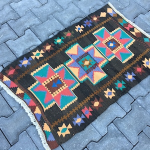 Vintage Turkish Kilim Rug: Handmade Cotton Bohemian Door Mat (2x3 ft)