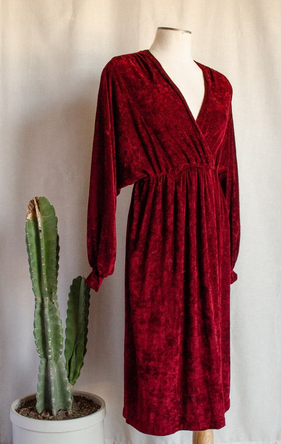 Vintage 1970s Burgundy Terry Cloth Dress - image 4