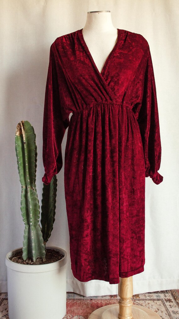 Vintage 1970s Burgundy Terry Cloth Dress - image 2