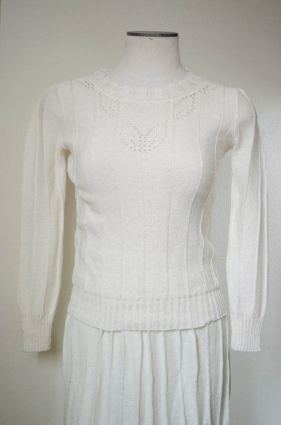 Vintage 1960s Crocheted Lilac Two Piece Matching … - image 3