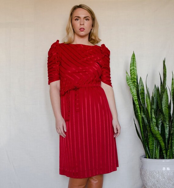 Vintage 1970s Red Ruffle Sleeve Valentine Dress