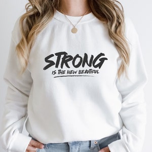 Strong é o novo lindo svg, camisa de treino svg, girl power svg, citação da bíblia svg, citações inspiradoras svg, design digital em 7 formatos
