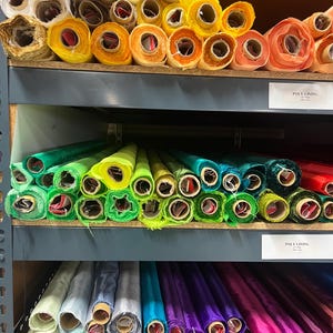 Poly China Lining-Polyester Lining-Lining Fabric-Apparel Lining-138 Colors-Listing 1-2 imagem 4
