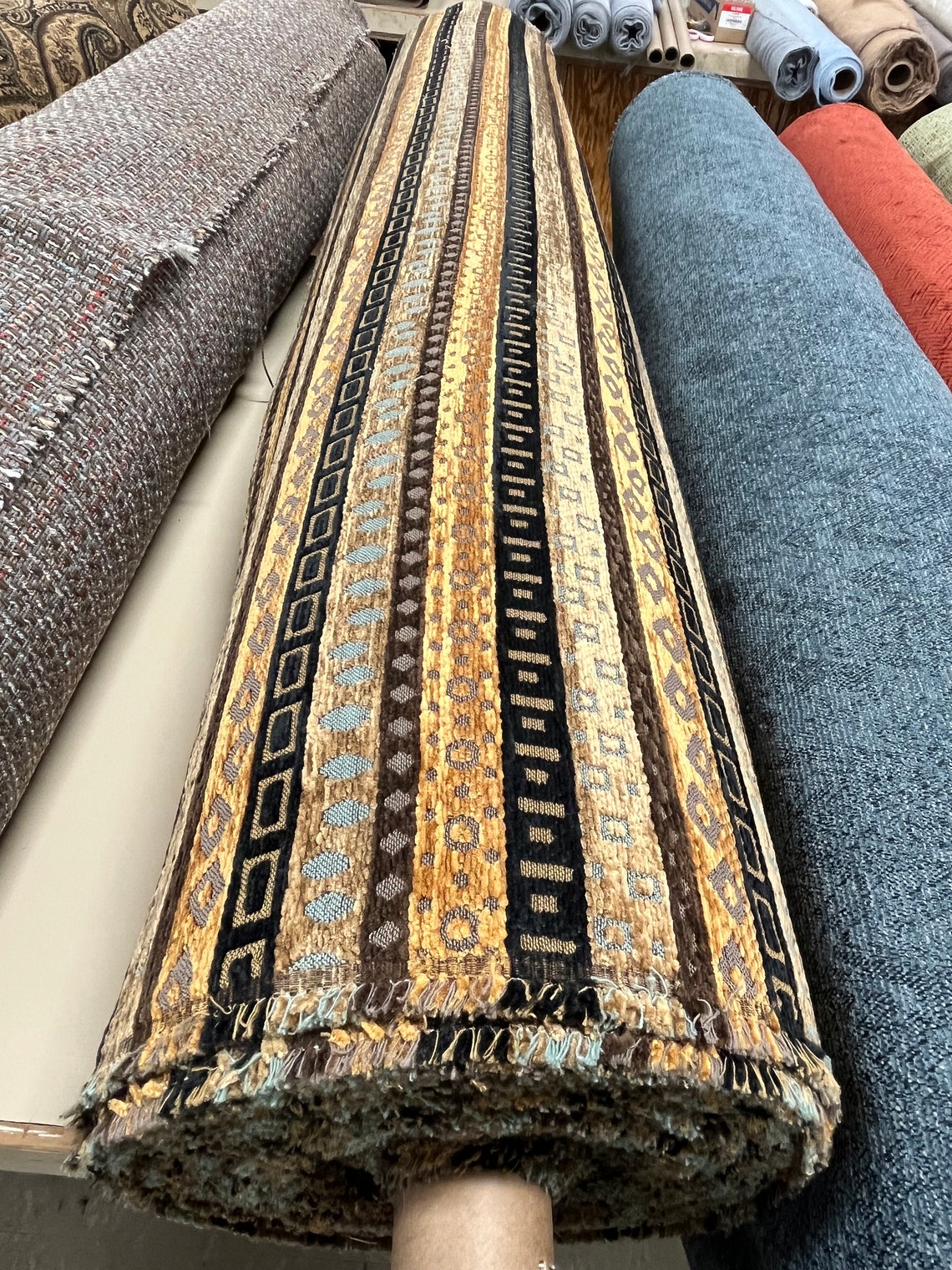 Closeout Upholstery-going Fast-discounted Upholstery Fabrics ...