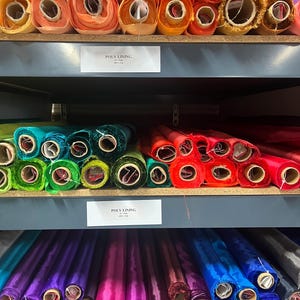 Poly China Lining-Polyester Lining-Lining Fabric-Apparel Lining-138 Colors-Listing 1-2 imagem 7