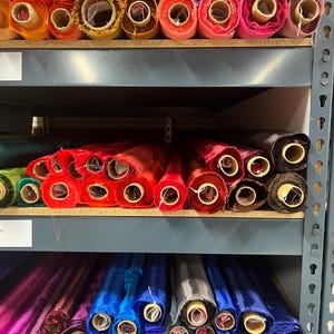 Poly China Lining-Polyester Lining-Lining Fabric-Apparel Lining-138 Colors-Listing 1-2 imagem 5