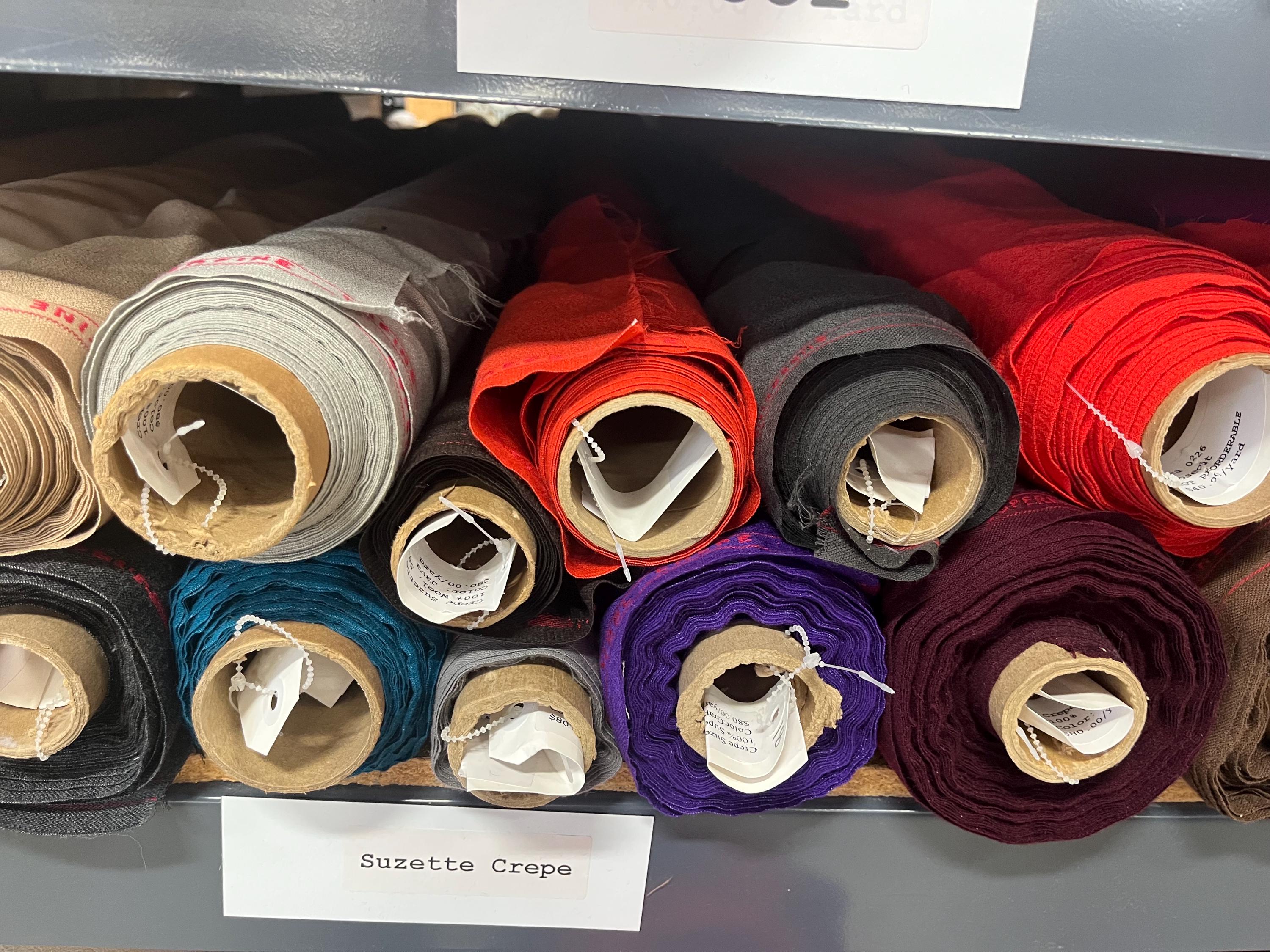 Superfine Wool Crepe Fabric, Suiting Apparel - 60