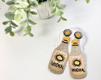 Pendientes de vodka con cuentas- Pendientes de botella de licor - ¡Muy elegantes!