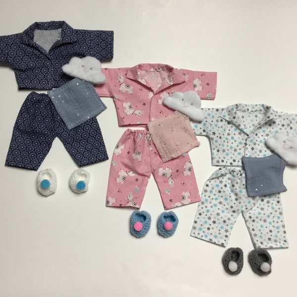 Ensemble pyjama, doudou et chaussons pour poupon 36cm