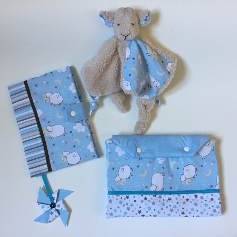 Three-piece birth box