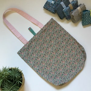Foldable bag, reusable shopping bag, foldable shopping bag, zero waste shopping bag Fleurs roses