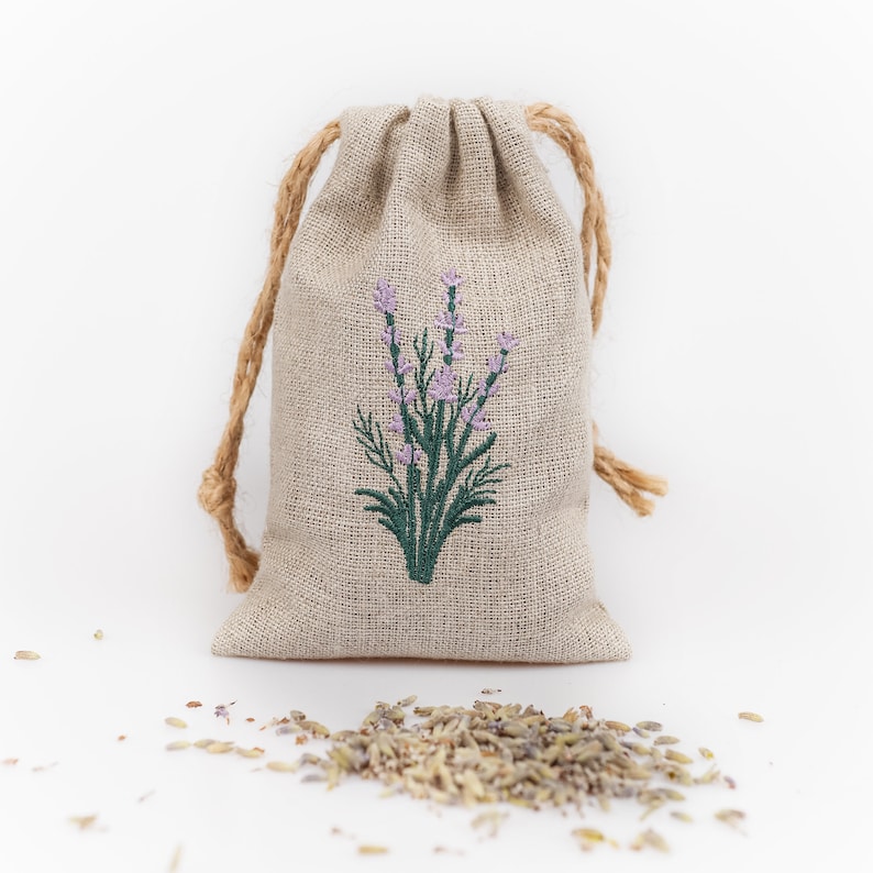 One small linen bag with dry lavender flowers handmade, natural linen, aromatic bag, minimalist, scented bag, provance, lavender, eco. Bild 1