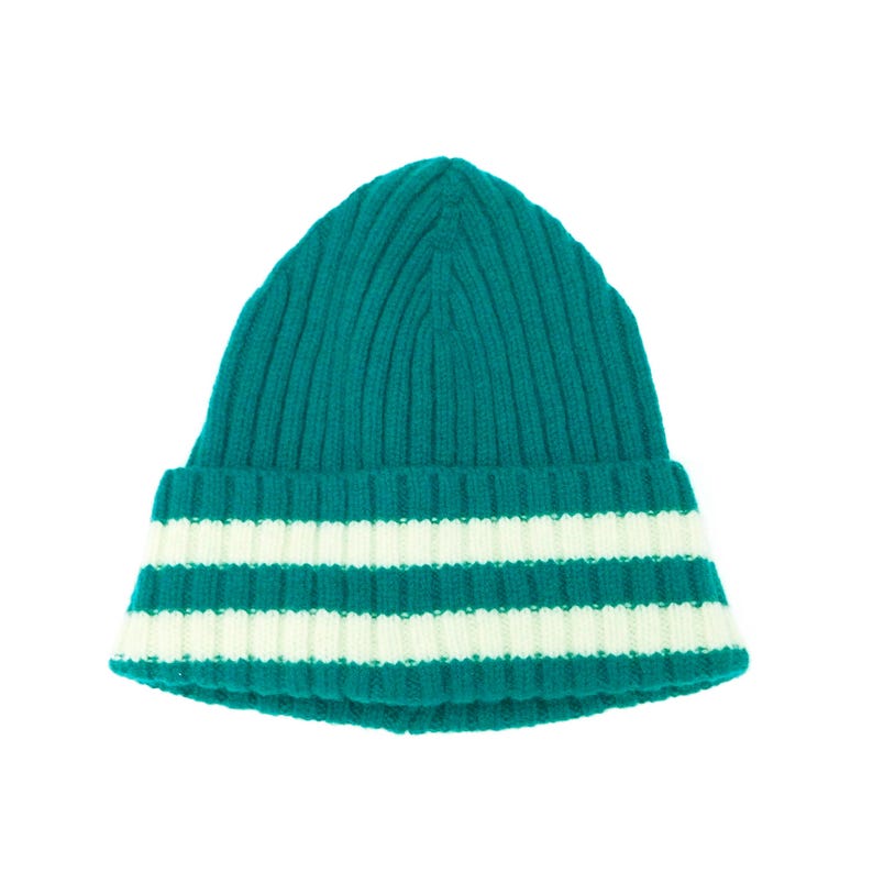 Puede incluir: Gorro de punto acanalado color teal con dos rayas crema en el borde. El gorro est&aacute; hecho de un material suave y c&aacute;lido, ideal para el clima fr&iacute;o. El gorro es un accesorio elegante para cualquier atuendo.