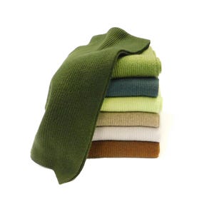 Handcrafted Scottish Cashmere Narrow Ribbed Scarf – Classic Knitted Wool Winter Accessory : Large selection of colours