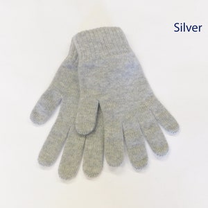 Gants pur cachemire pour femme Fabriqués à la main à Hawick, en Écosse Argent