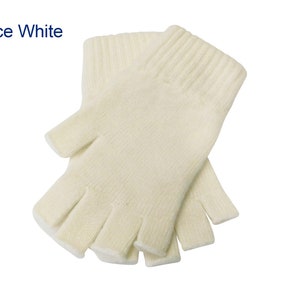 Fingerlose Damenhandschuhe aus reinem Kaschmir handgefertigt in Hawick, Schottland Ice White