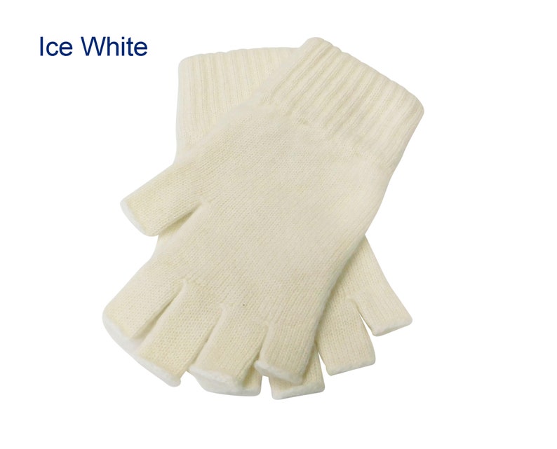 Fingerlose Damenhandschuhe aus reinem Kaschmir handgefertigt in Hawick, Schottland Ice White