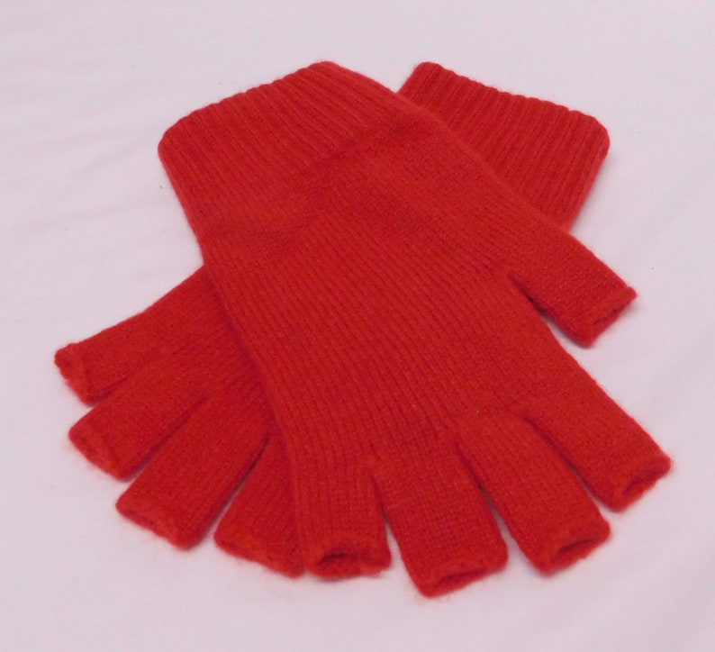 Ladies 100 Cashmere Fingerless Gloves Made in Hawick Etsy