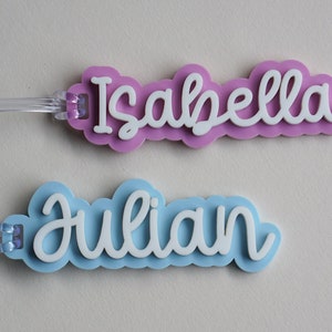 Porte-clés enfants personnalisé/écolier 2024 pendentif acrylique/cadeau garçon, fille/idée cadeau de scolarisation/cartable