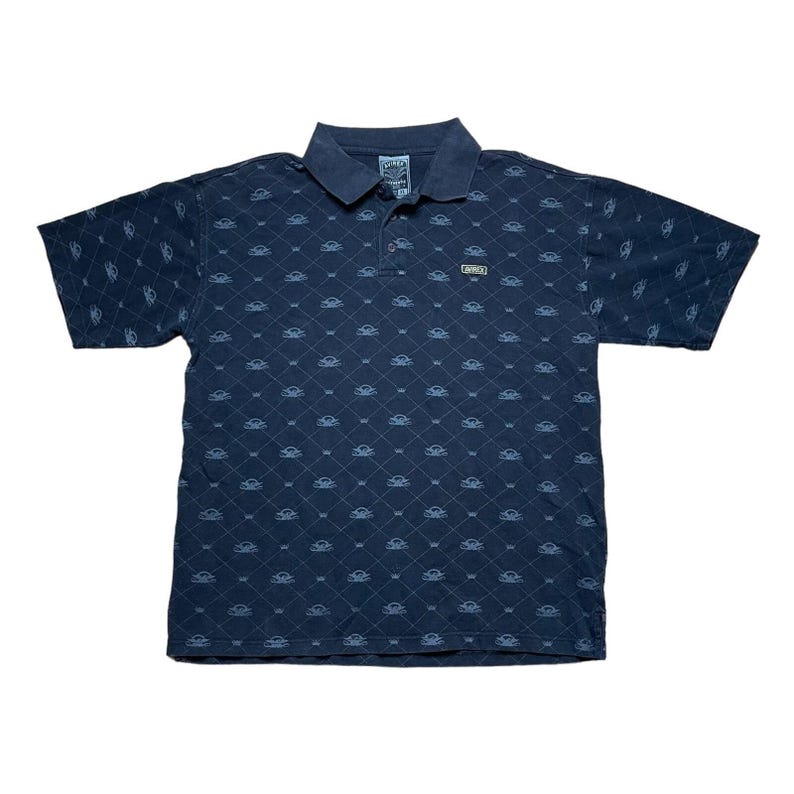 Camisa polo vintage Avirex con estampado integral, talla XL para hombre, manga corta y cuello. imagen 2