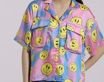 Smiley Face Tie Dye Seidenhemd Preppy Happy Face Sommer Top Retro Ästhetischer Smiley Button Down Pastell Tie Dye Streetwear Mit Brusttasche