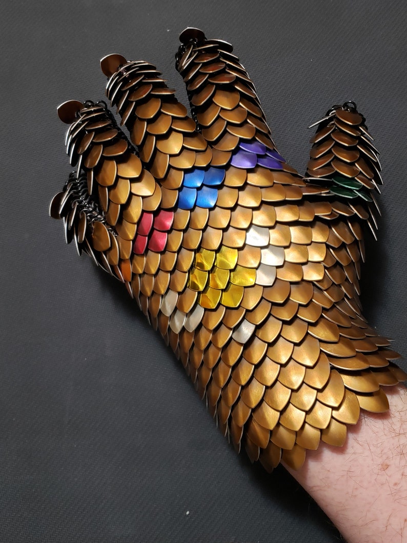 Infinity Gauntlet Dragon Scale Mail image 1