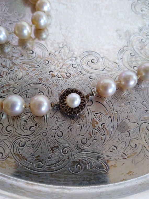 Vintage Pearl Necklace - Glass - image 3