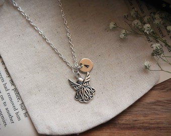 Colar com pingente de pingente de anjo da guarda de prata inicial personalizado | Joias com pingente de anjo | Presente personalizado de joias com pingente de anjo para ela