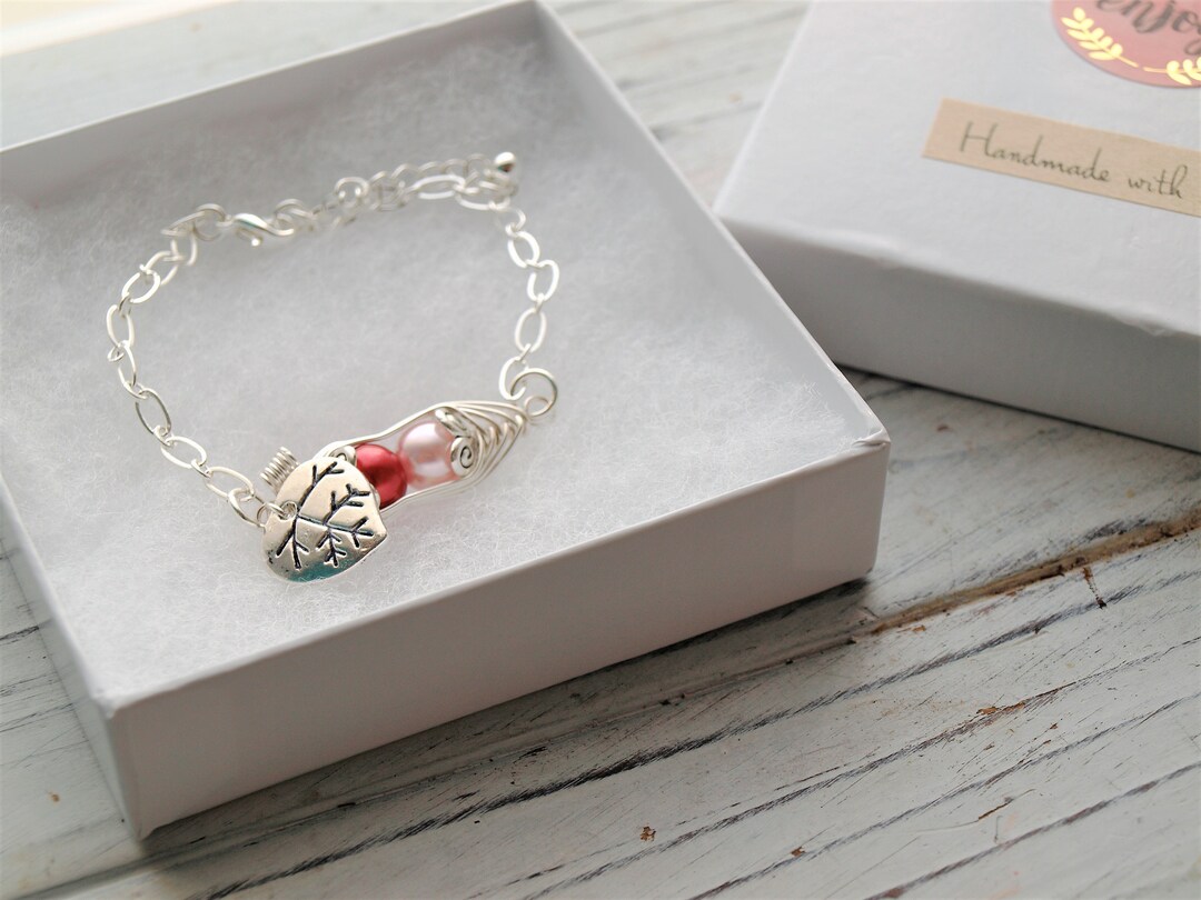 Personalized Peas in a Pod Birthstone Bracelet Pea Pod Jewelry Family