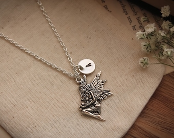 Collana iniziale personalizzata con ciondolo a forma di fata in argento, gioielli fata, collana fata, regalo di gioielli con ciondolo fata iniziale, regalo fata