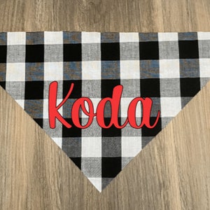 Bandana à carreaux pour chien, bandana de Noël pour chien, bandana de vacances pour chien, sur le collier bandana pour chien, bandana à enfiler pour chien, bandana personnalisé pour chien