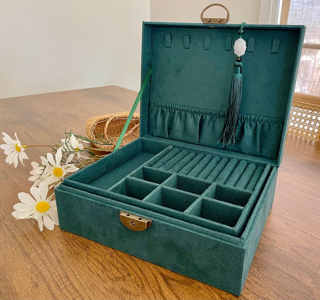 Oriental Style Green Suede Jewelry Box, Box With Key, Jewelry Display