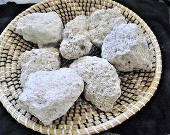 軽石 イタリア産 天然火成岩 火山岩標本 - Etsy 日本