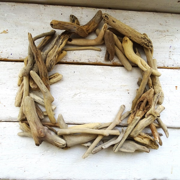 Bulk very small genuine driftwood pieces, 2''-5.5'' (5-15 cm), 50+ pcs/Mini driftwood variety, straight, branched, curved, thin, thick