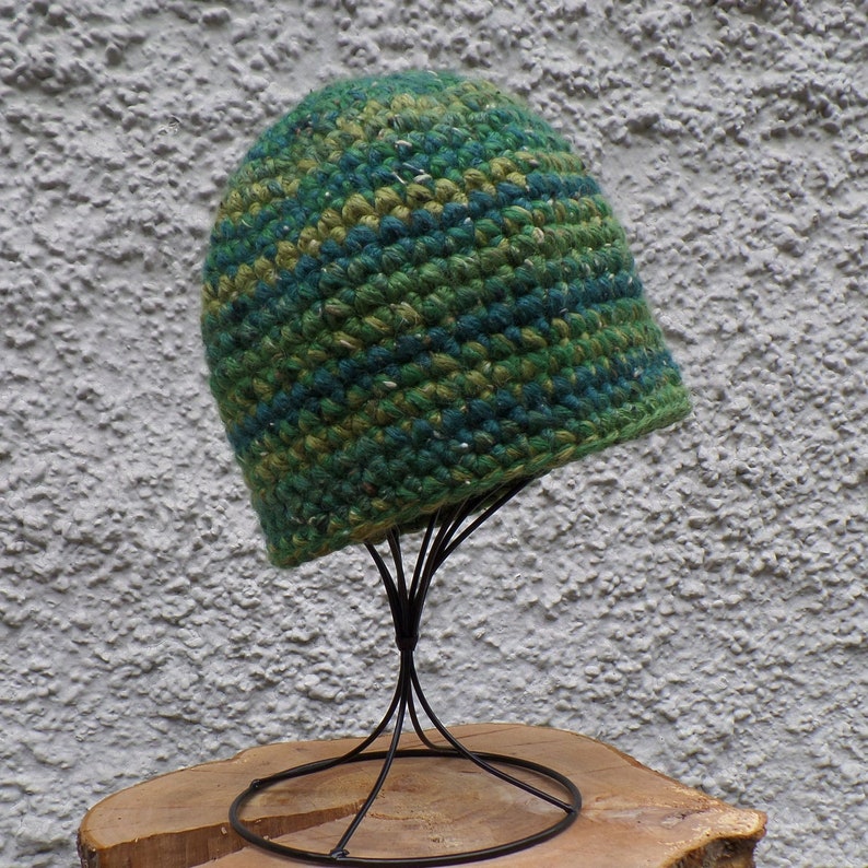 Kappe/Mütze aus Alpaka/Merino-Wolle, gehäkelt, grün-meliert, sehr warm Bild 1