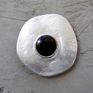 Magnetic brooch, 45 mm - silver-colored