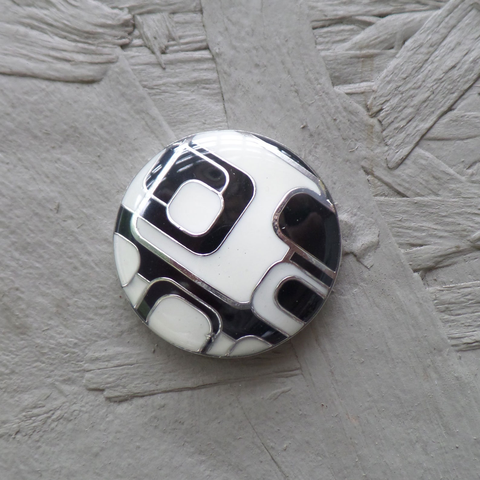 brooch enamelled 28 mm Etsy