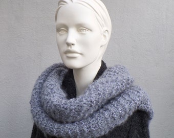 Cuddly scarf with wool