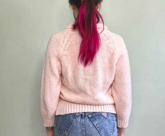 Retro Craft Vintage 70s-80s Pastel Peachy Pink Loose Hand Knit Short Sleeve Sweater w Romantic Design Cute Girly Preppy Crochet