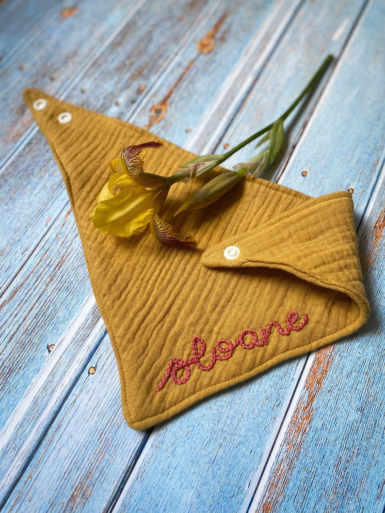 Hand Embroidered Baby Bib// Personalized Monogram Organic Muslin Drool Bib image 6