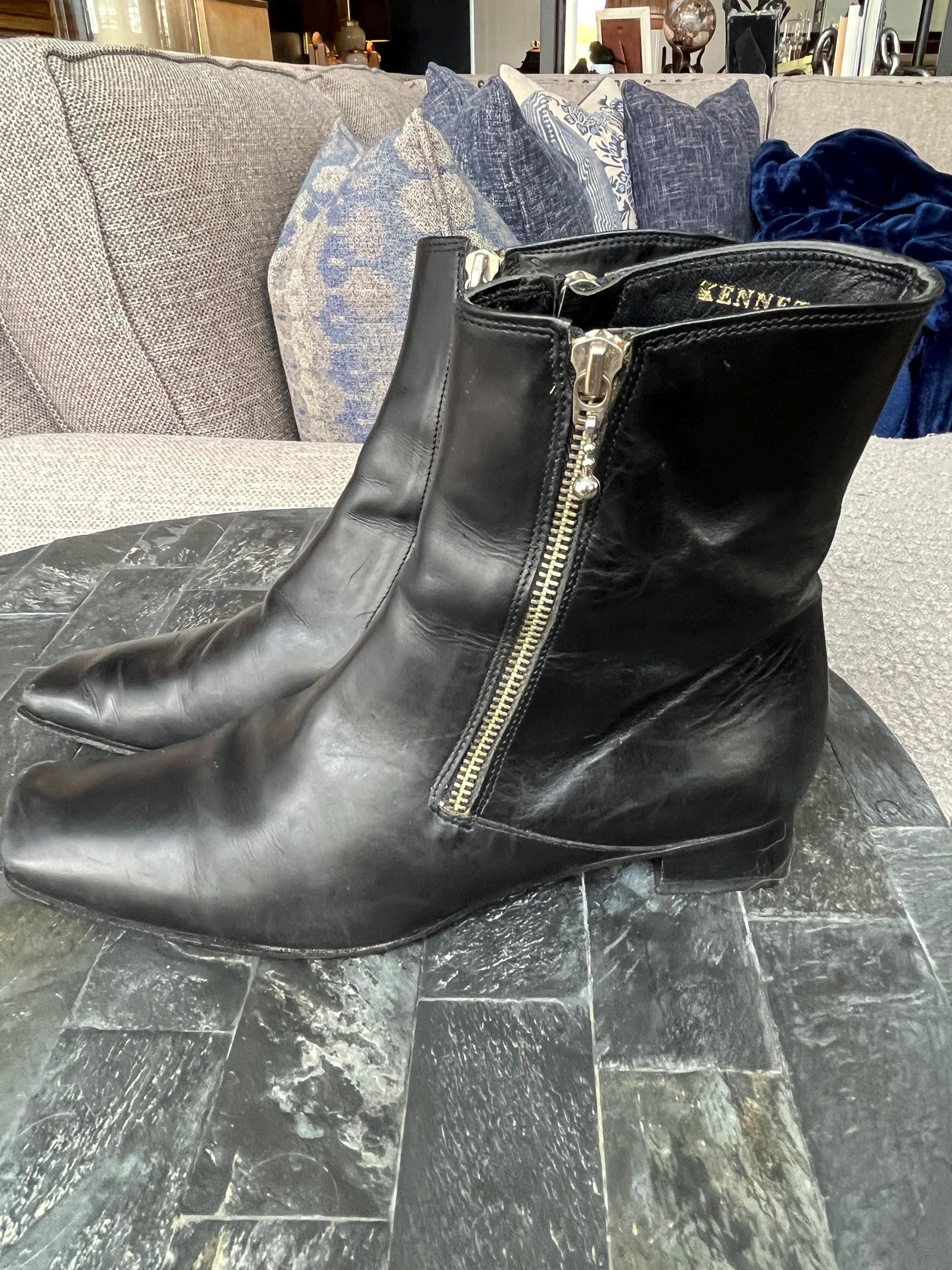 Vintage Kenneth Cole Zipped up Model Black Leather Boot - Etsy display picture 1