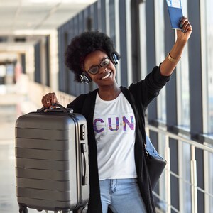 CUN-Cancun Carta Código Unissex Camiseta de Algodão Pesado Viagem Mundo Viajante Viajando Cidade País Destino Divertido Férias Sonho Presente