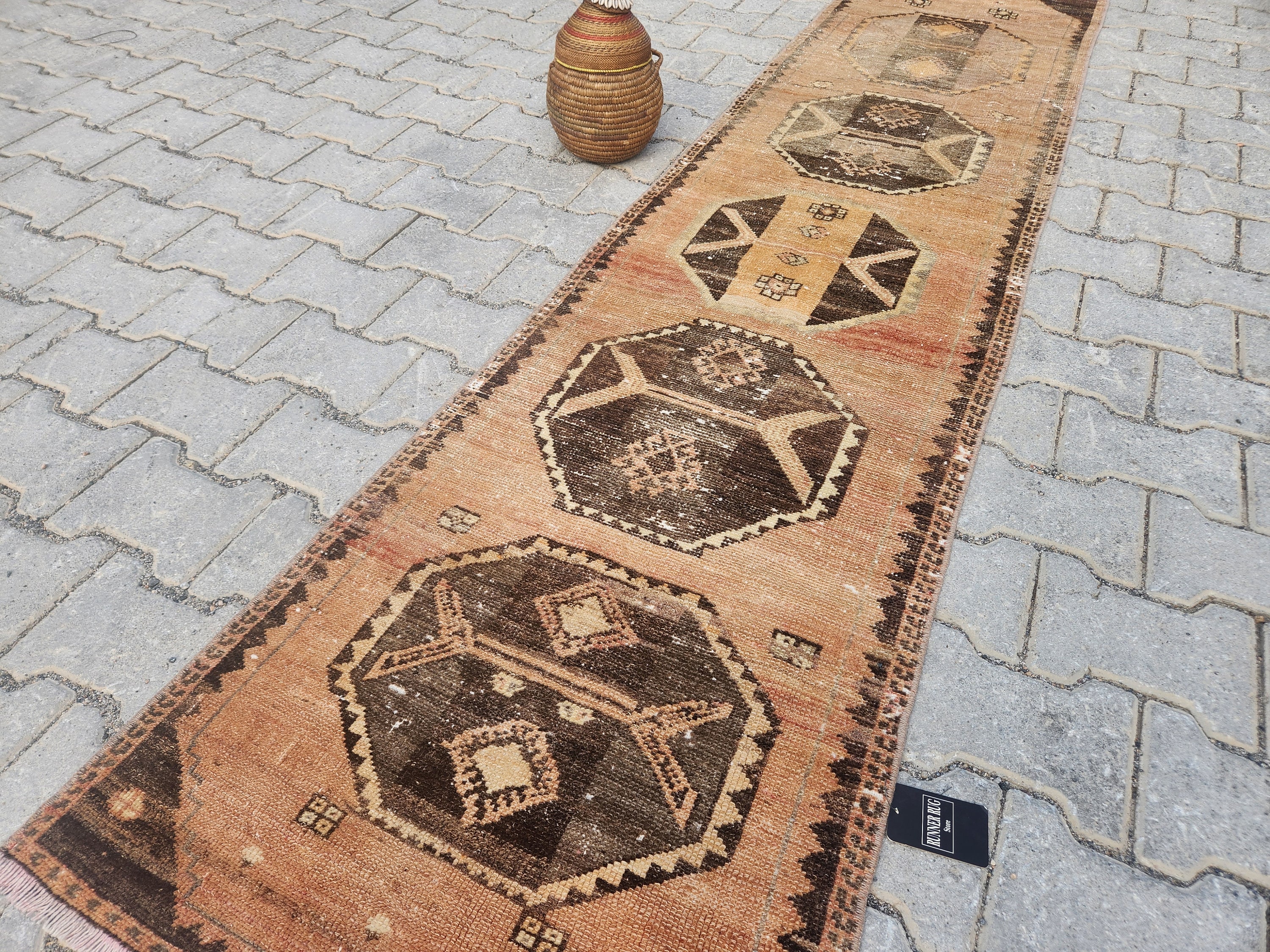 ヴィンテージブラウン ウシャック ランナーラグ：トルコ風ボヘミアン