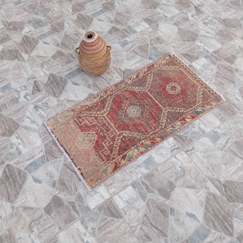 Small RED and BROWN VINTAGE Rug 1'6x3, , Turkish rug shops ,49x94 area rug vintage rug oushak rug